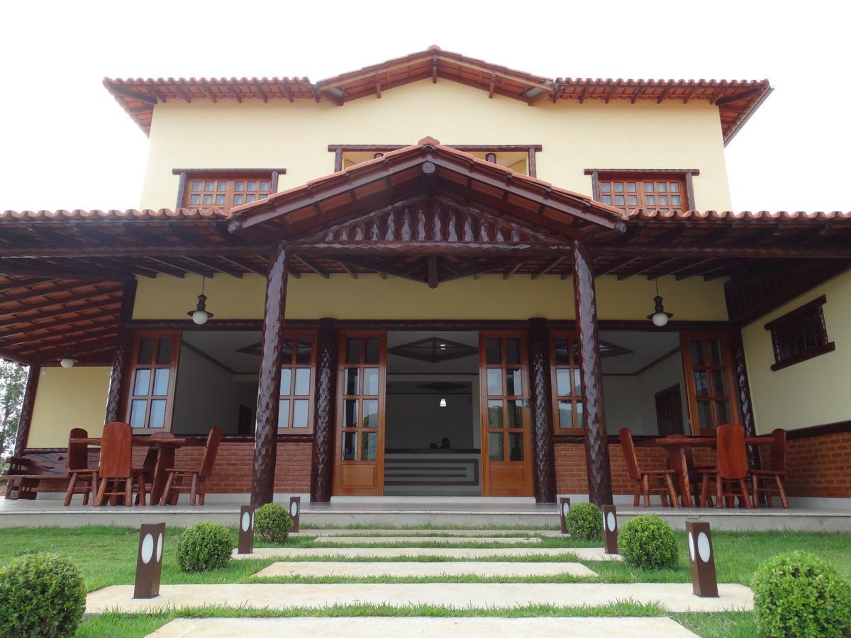 Hotel E Restaurante Sabor De Minas Салинас Экстерьер фото