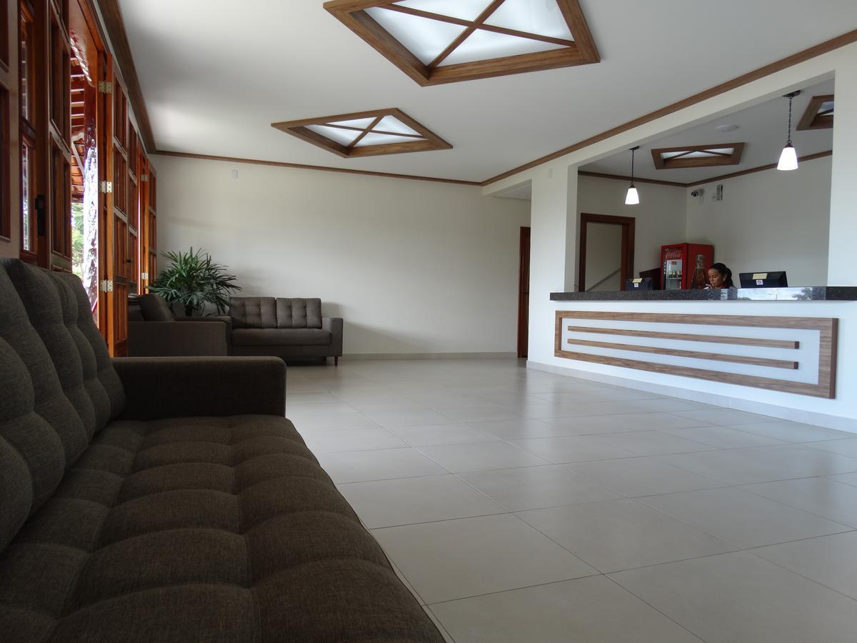 Hotel E Restaurante Sabor De Minas Салинас Экстерьер фото