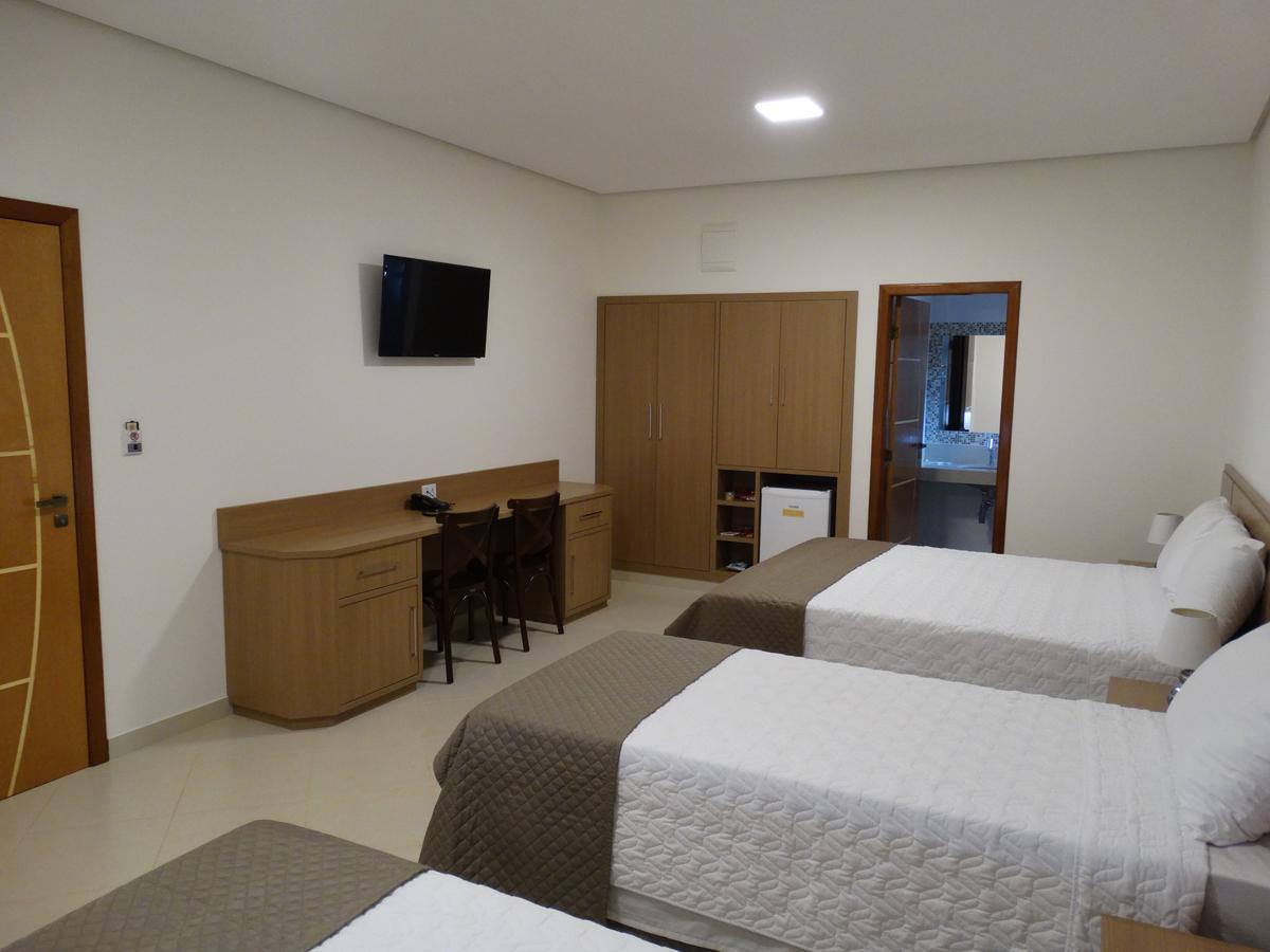 Hotel E Restaurante Sabor De Minas Салинас Номер фото