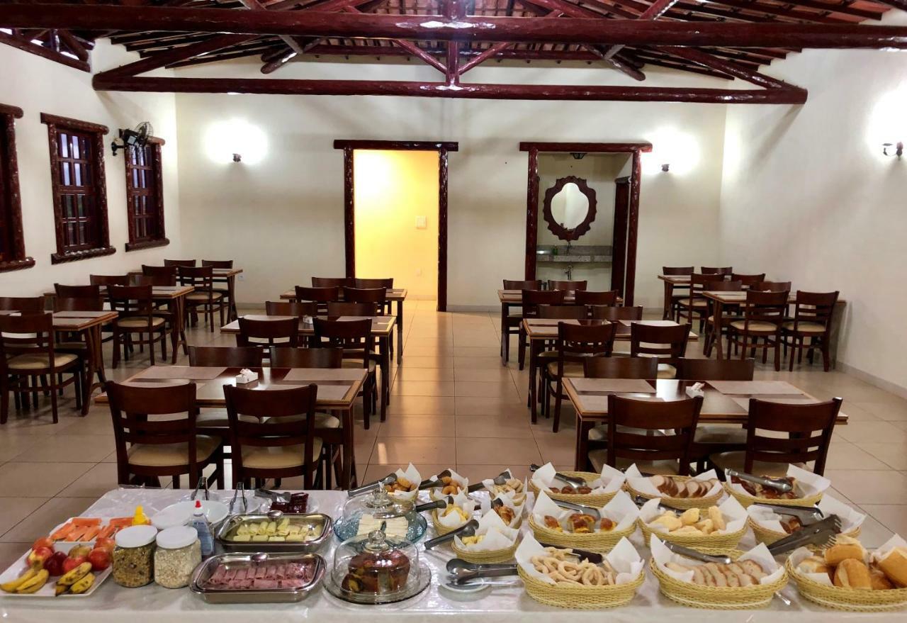 Hotel E Restaurante Sabor De Minas Салинас Экстерьер фото